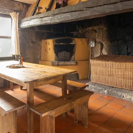 Casa Da Guarda De Fora Tatil Evi Paredes (Porto)