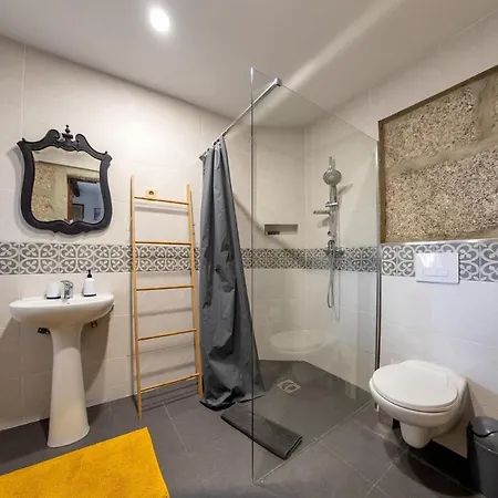 Casa Da Guarda De Fora * Paredes (Porto)