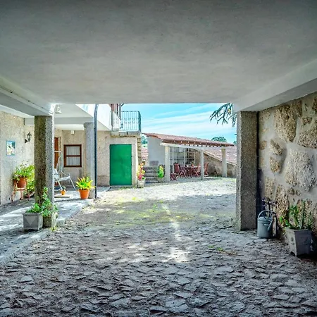 Casa de Férias Casa Da Guarda De Fora