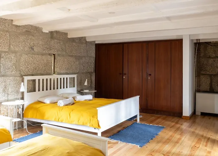 Semesterbostad Casa Da Guarda De Fora Paredes (Porto)