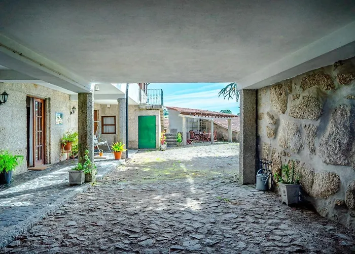 Semesterbostad Casa Da Guarda De Fora